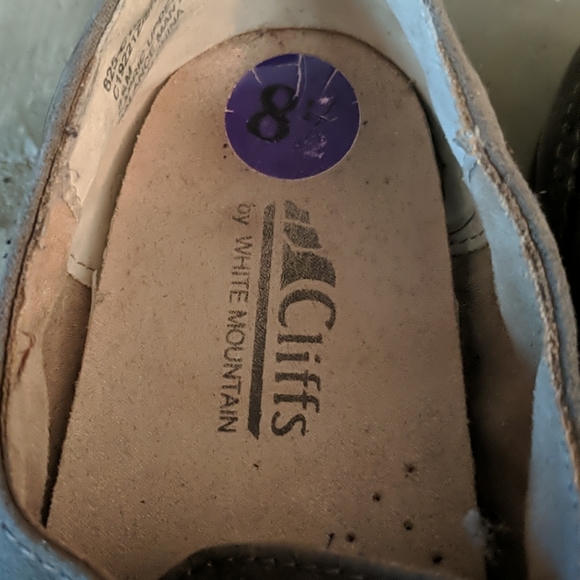 {White Mountain} Wingtip Oxfords - Picture 5 of 5